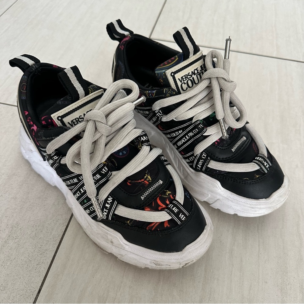 Versace Jeans Couture White & Black Chunky Logo Sneakers EU 35 (US 5) 👟🔥